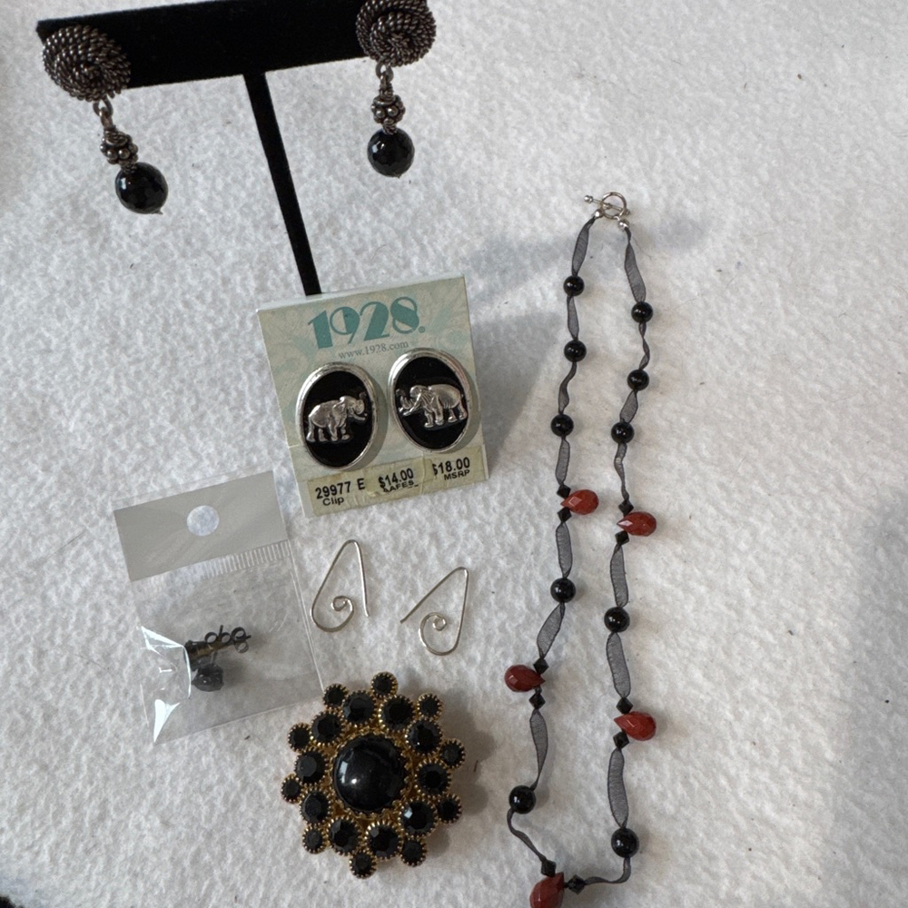 6 pc Jewelry bundle inc 1928 Black Silver Elephant Clip-On Earrings